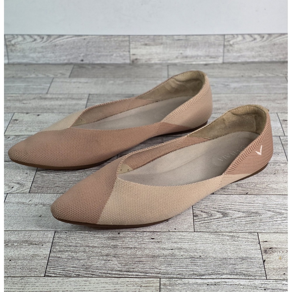 Vivaia Shoes Valencia 2.0 Size 37.5 Wheat Two Tone Pointed Toe V Cut Ballet Flat